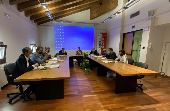 Datei:IT altavalle-g6.jpg