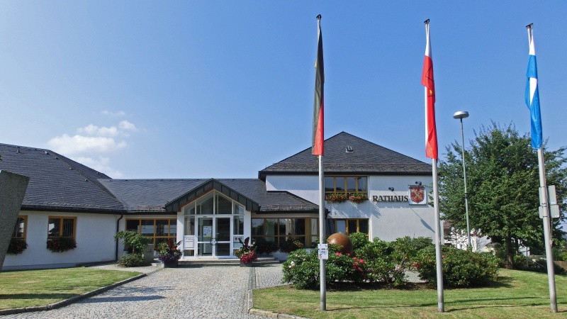 Datei:Schwarzenbach-a-wald1.jpg