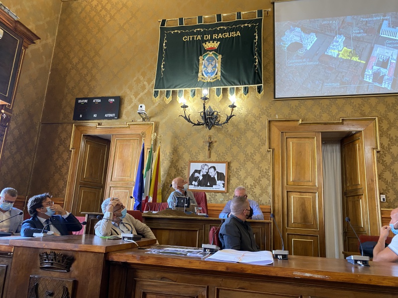 Datei:IT ragusa-g13.jpg