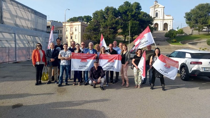 Datei:POL IT fortza-paris4.jpg