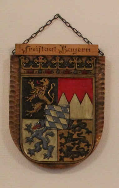 Datei:Freistaat-bayern-w-ms1.jpg
