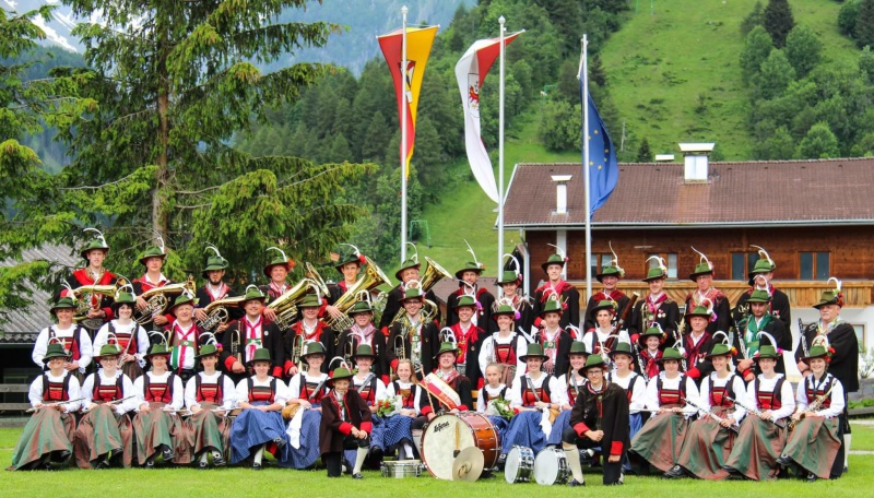 Datei:AT praegraten-am-grossvenediger1.jpg