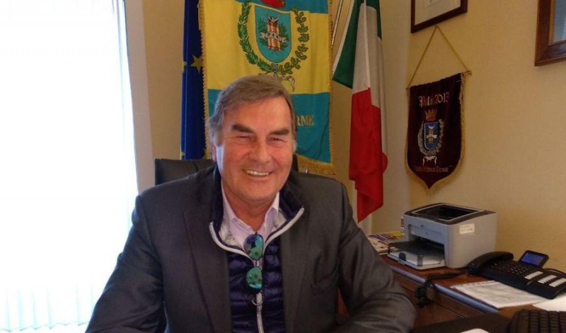 Datei:IT levico-terme-g17.jpg