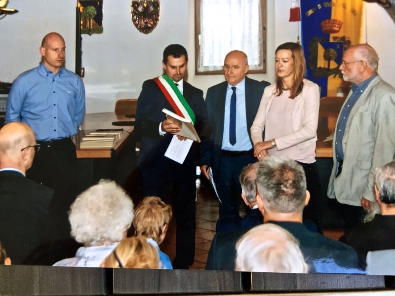Datei:IT rovere-della-luna-g1.jpg