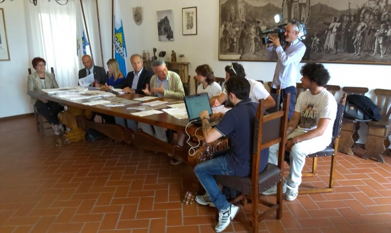 Datei:SM san-marino-citta3.jpg