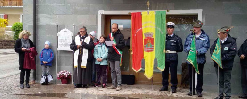 Datei:IT castello-molina-di-fiemme-g4.jpg