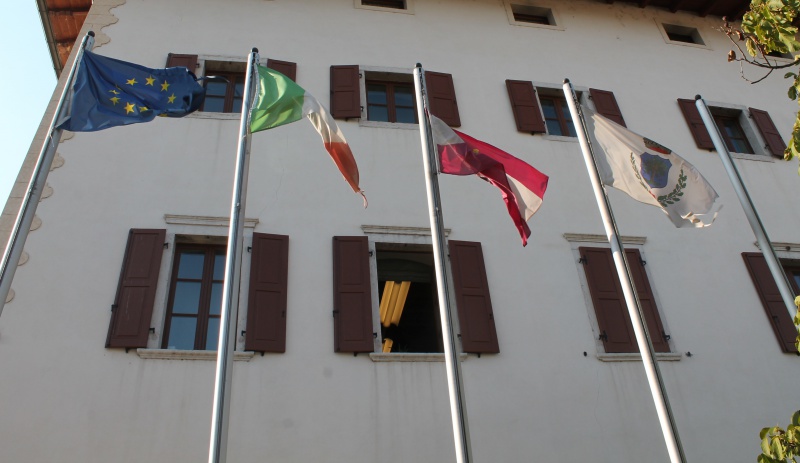 Datei:IT nogaredo-ms1.jpg