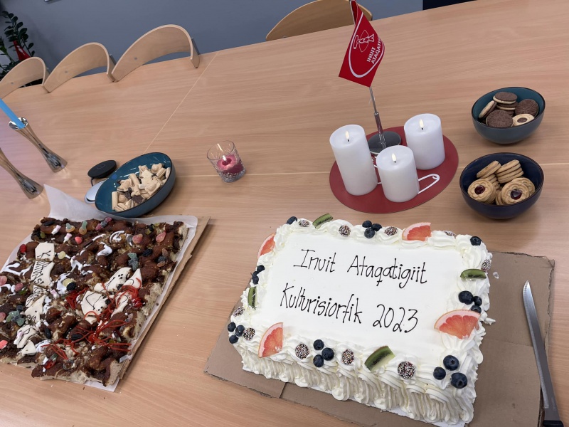 Datei:POL GL inuit-ataqatigiit43.jpg