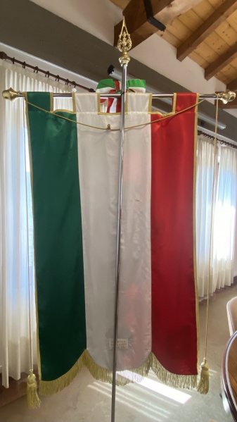 Datei:IT giovo-g4.jpg