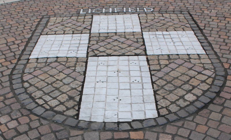 Datei:UK lichfield-w-ms1.jpg