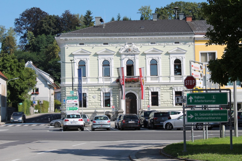 Datei:AT perg1.jpg