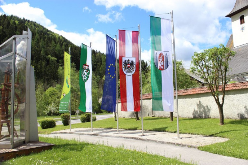 Datei:AT neuberg-an-der-muerz--kapellen2.jpg