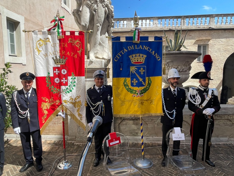 Datei:IT macerata-g5etal.jpg