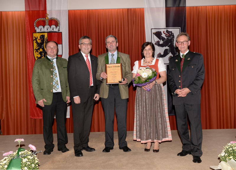 Datei:AT berndorf-bei-salzburg1.jpg