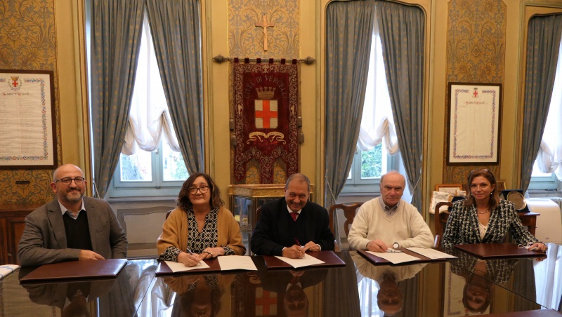 Datei:IT vercelli-g1.jpg