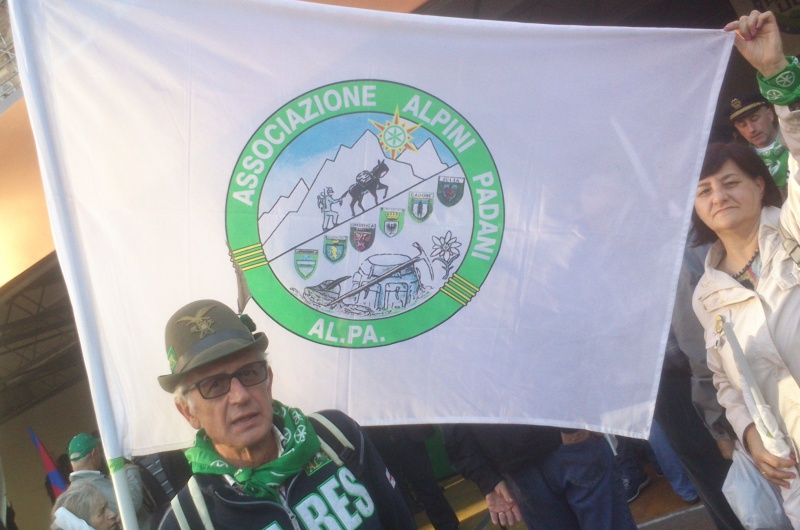 Datei:POL IT alpini-padani1.jpg