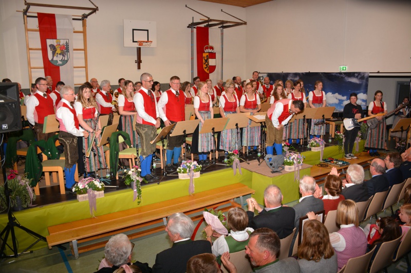 Datei:AT sankt-martin-am-tennengebirge1.jpg