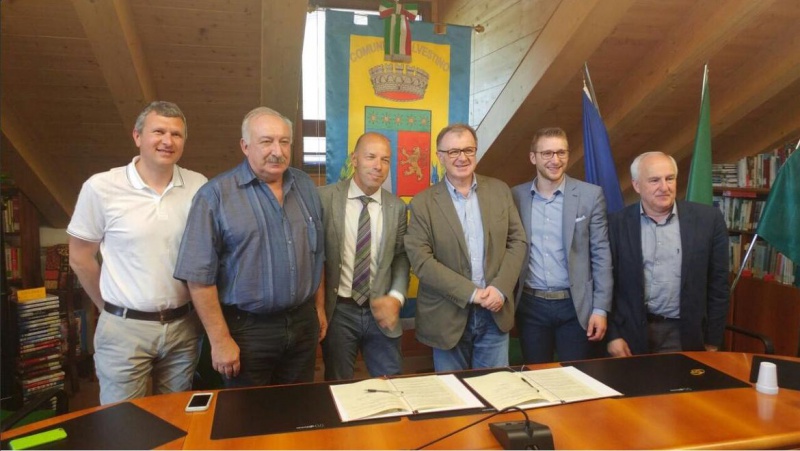 Datei:IT valvestino-g1.jpg