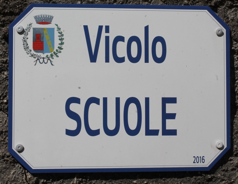 Datei:IT borgo-d-anaunia--castelfondo-w-ms4.jpg