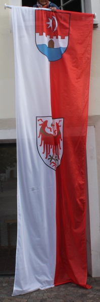 Datei:IT kurtinig-an-der-weinstrasse-ms1.jpg