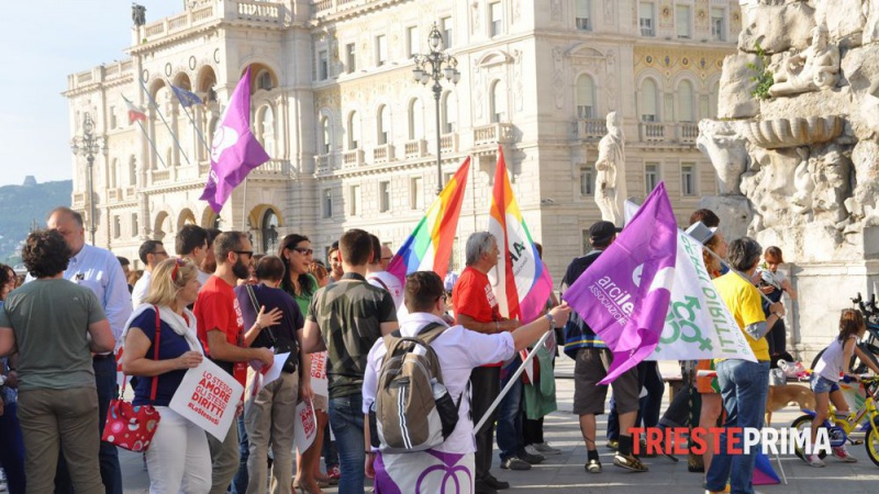 Datei:POL IT certi-diritti4.jpg