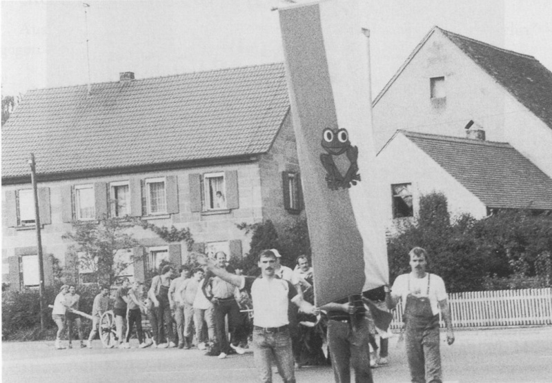 Datei:Uttenreuth--weiher4.jpg