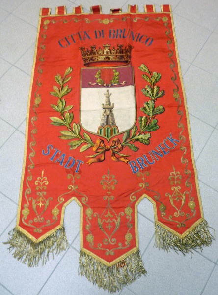 Datei:IT bruneck-g1934-1.jpg