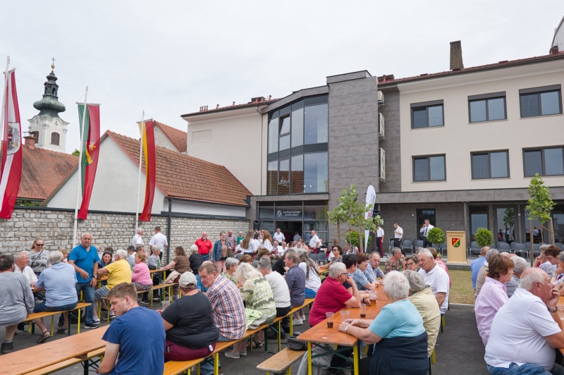 Datei:AT jennersdorf1.jpg