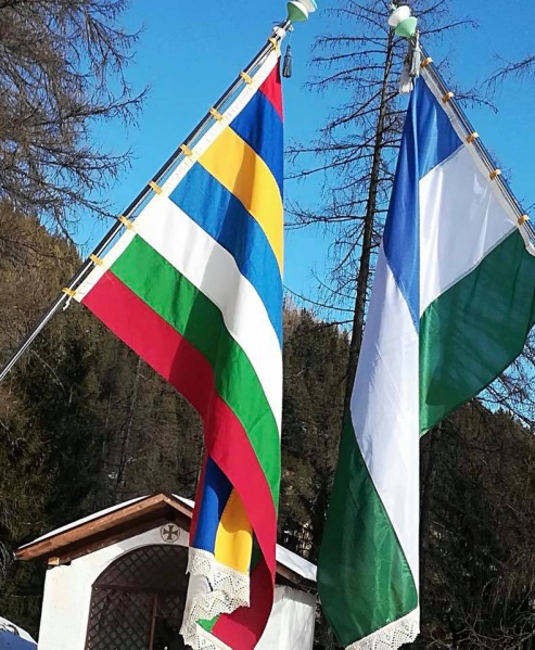 Datei:IT cv-de-fascia3.jpg