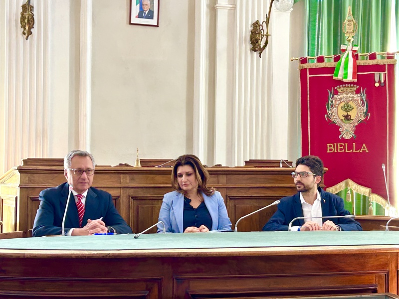 Datei:IT biella-g6.jpg