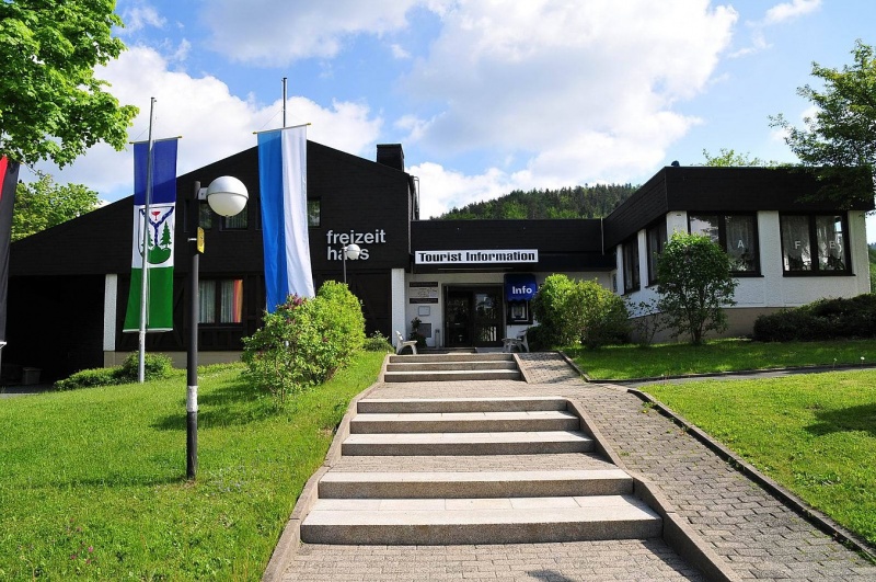Datei:Warmensteinach3.jpg