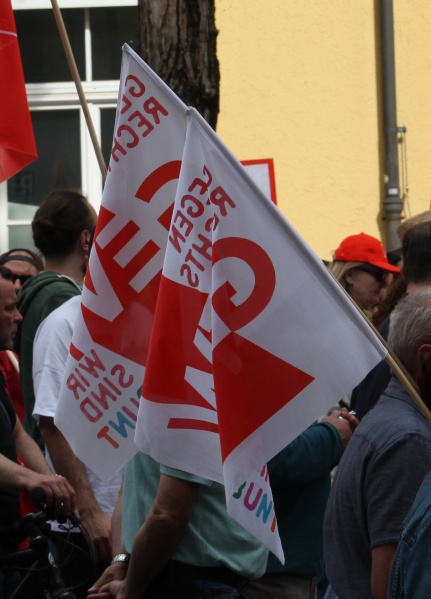 Datei:DEM 2024-05-01-gew-gegen-rechts1.jpg