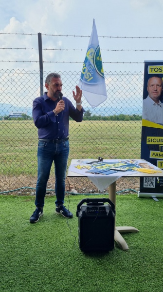 Datei:POL IT fare-con-flavio-tosi7.jpg