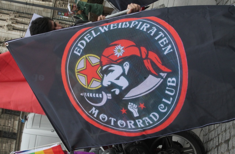 Datei:POL 2017-02-18-edelweisspiraten-mc2.jpg